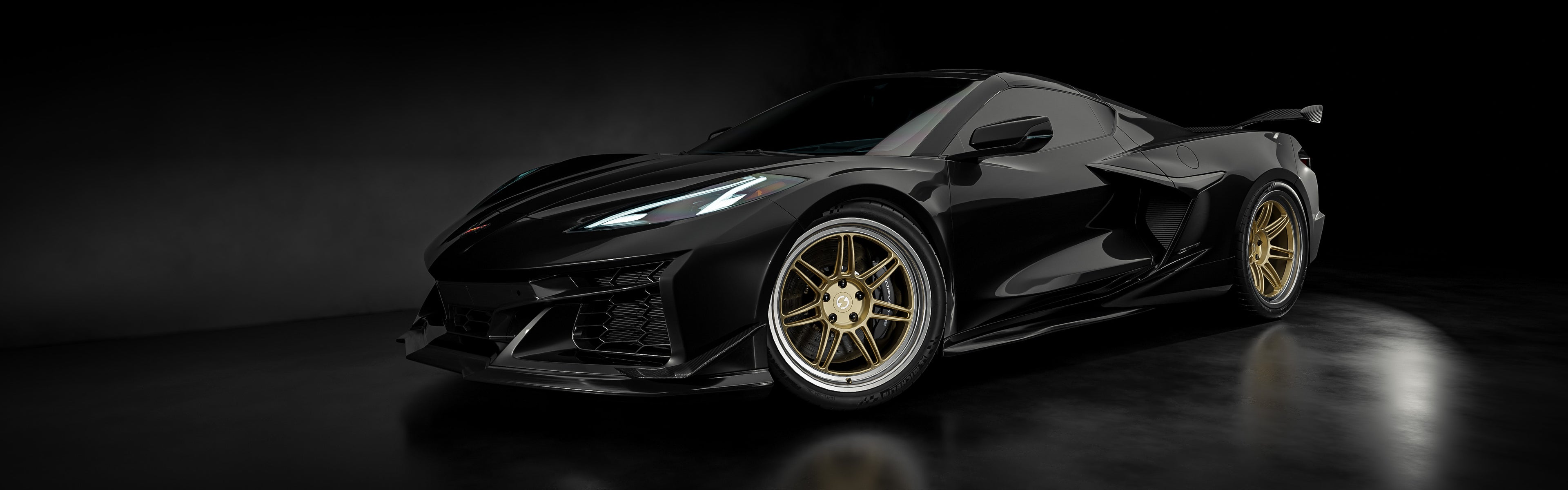 Strato Dynamics C8 Z06 with B14S in Grand-Prix Champagne finish
